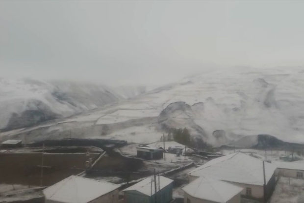 Qubanın dağlıq yaşayış məntəqələrinə qar yağıb